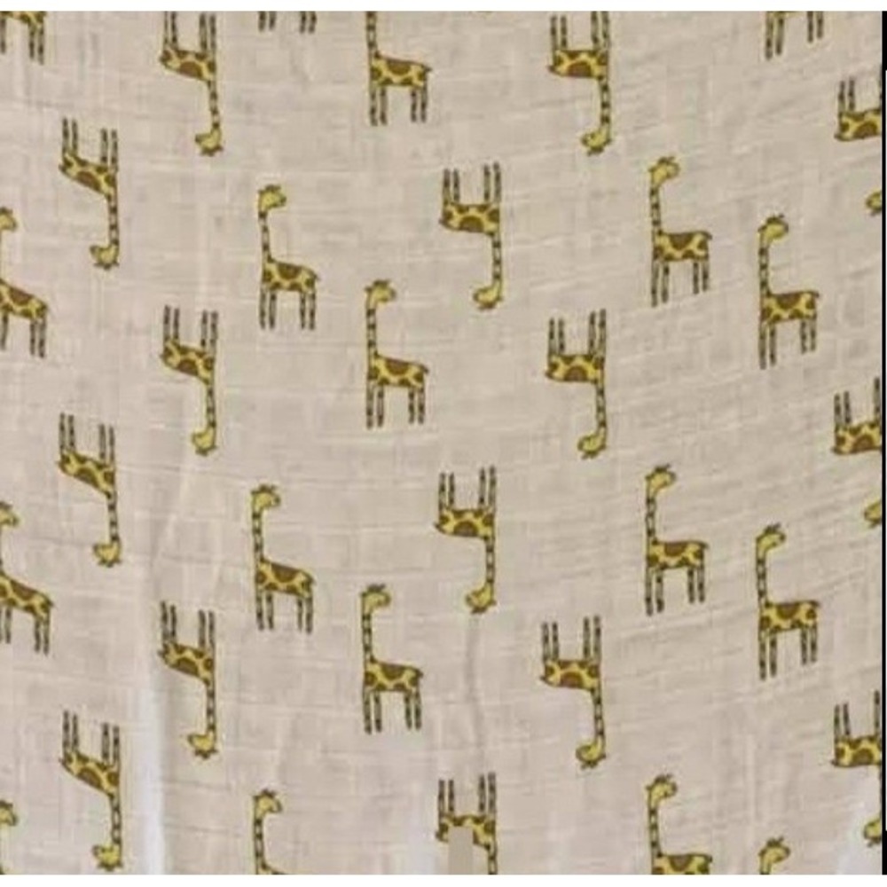 Upsimples Swaddle Blanket Kids OS White Giraffe Print Bamboo Muslin Safari Core